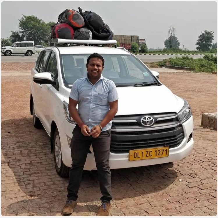 Auto Con Autista India Delhi
